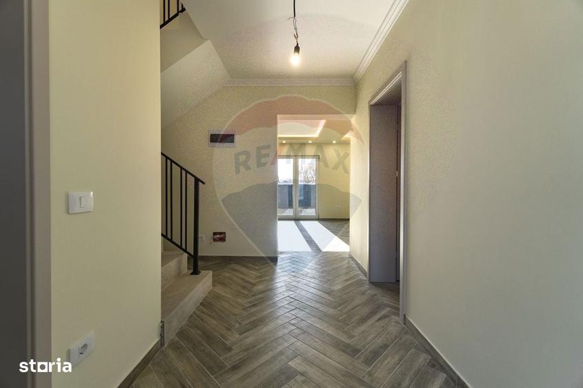 CASA TIP DUPLEX cu 5 camere de vanzare| Cartier Izvor | COMISION 0% - 5