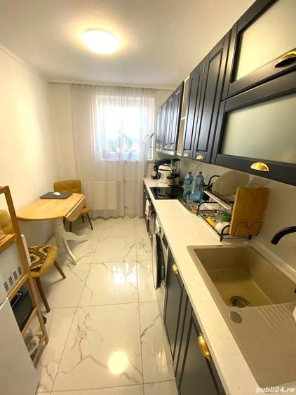 Apartament 2 camere, Pia?a 1 Decembrie pozi?ie excelenta, ideal locuire sau investi?ie - 3