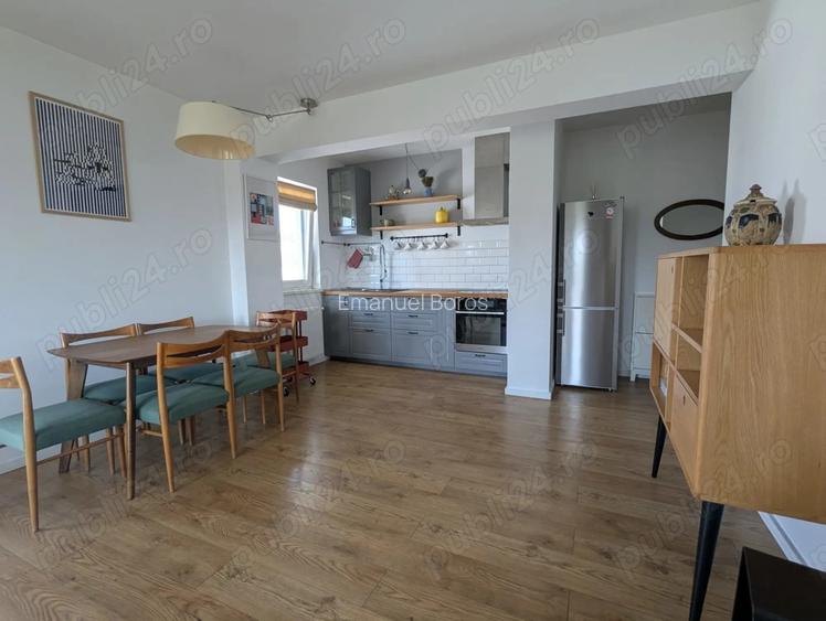 Inchiriez apartament fain zona Garii