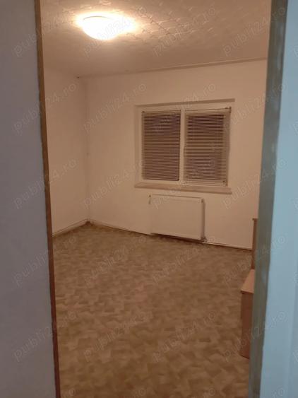 Vand apartament cu trei camere Str Doctor Hacman Nr 34 STR Dr.Hacman (la fantana) - 6