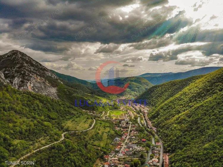 Teren, Baile Herculane - Orsova, deschidere de 80ml, pe E70 - 2