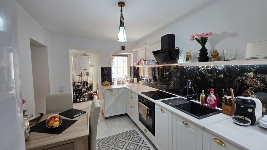 Casa la calcan, la cheie, 101 mp utili, 250 mp teren, in Dezmir, zona centrala - 3