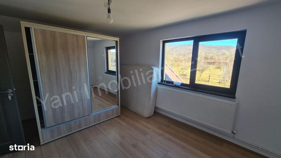 Casa + 3582 mp teren de vanzare in comuna Corbi, judet Arges - 3