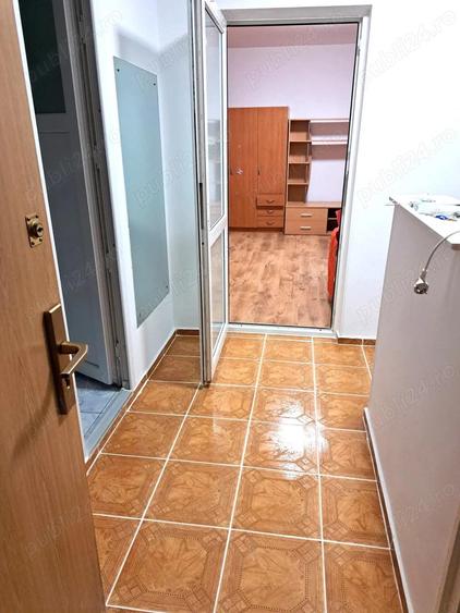 Garsoniera, renovata, confort 1, Virtutii, metrou Lujerului, tramvai 41 Orsova, str Dealul ?ugulea - 12