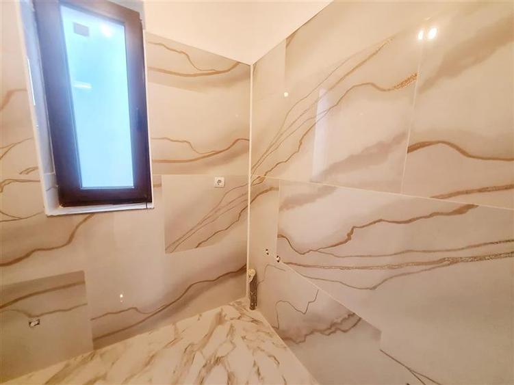 Vila superba cu 5 camere, intabulata 2025, P+E, toate utilitatile.  Harman - Bra - 4