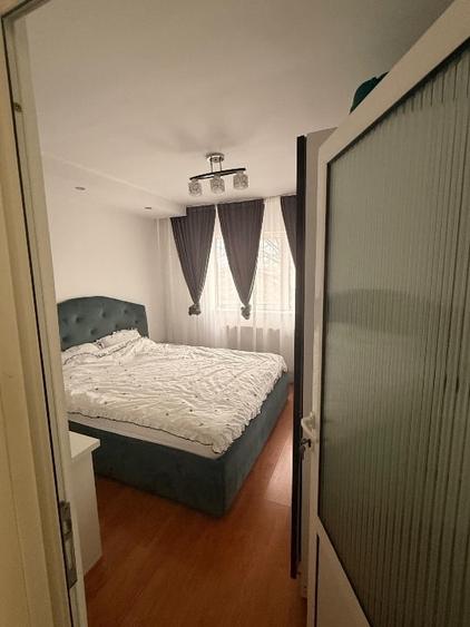 Vând apartament cu 3 camere - 5