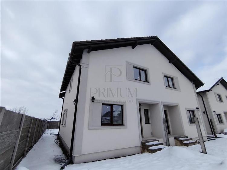 Duplex spatios la asfalt - toate utilitatile - personalizare interioara - 1