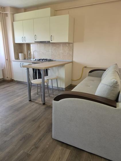 Apartament cu 2 camere decomandat, mobilat în Cug