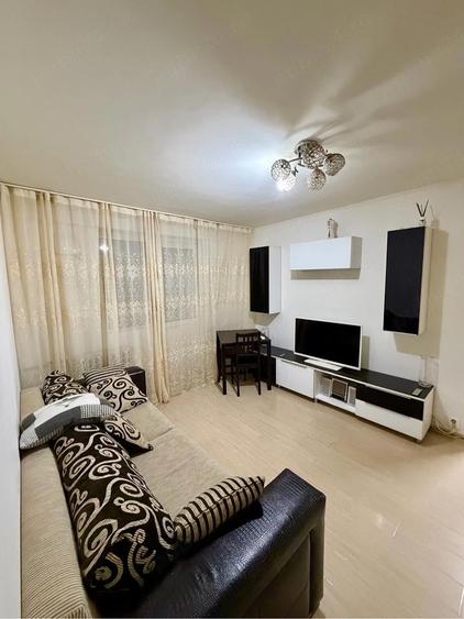 Inchiriez apartament doua camere impecabil - 2