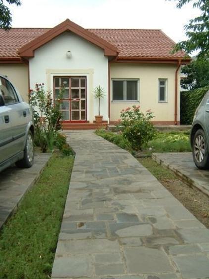 Casă cu 4 camere în Ferme - 3