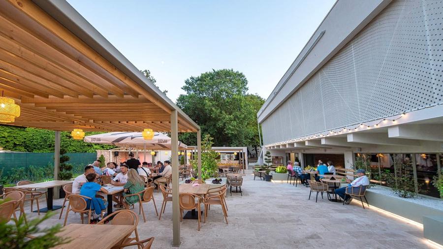 Restaurant cu terasa si bowling de vanzare Litoral - Jupiter, 100 metri de plaja - 9