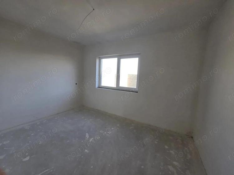 Triplex 3 camere, 2 locuri de parcare, Sananadrei - 2