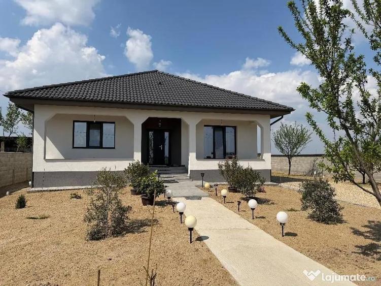 Casa noua in localitatea Carandeni - 14