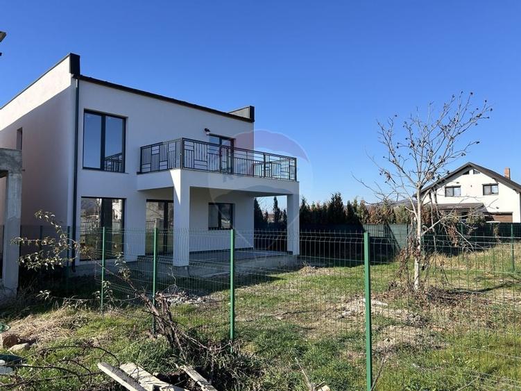Casă moderne cu 4 camere de vânzare in SASAR / 5 ari teren / utilitati - 4