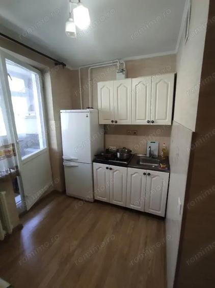 Garsoniera zona Fundeni - 1