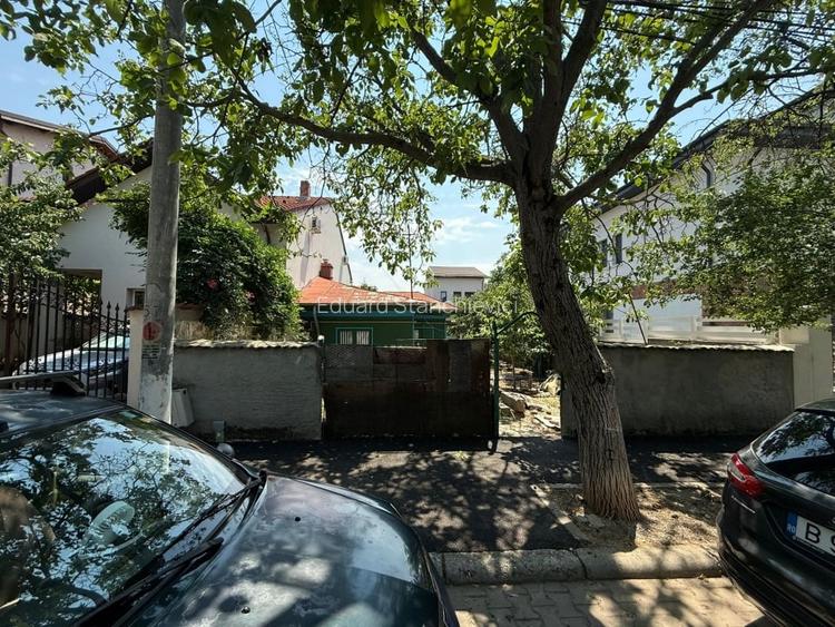 Casa demolabila | Teren 300 mp | Strada Durau, Bucuresti
