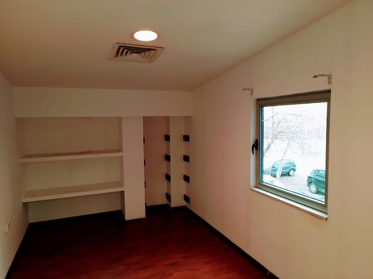 Cabina de vopsit si birouri de inchiriat - 5