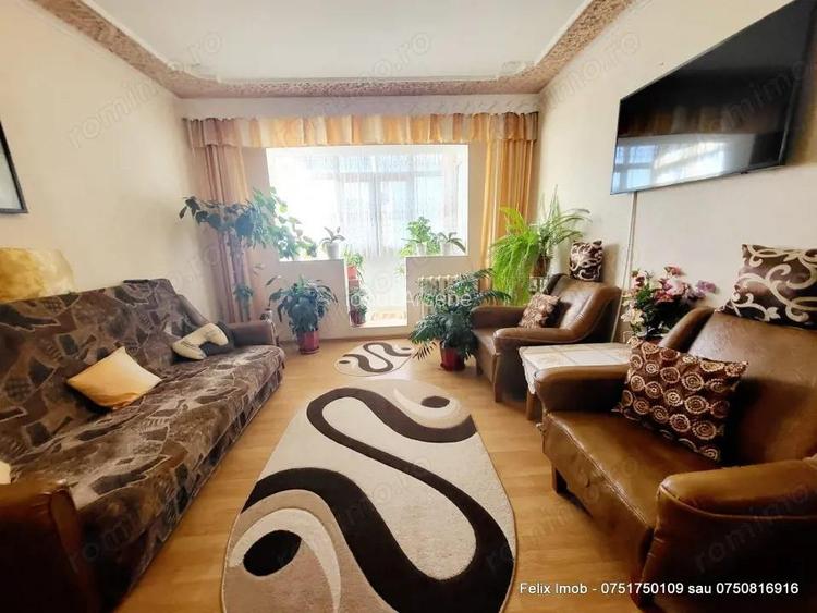 Apartament 3 camere Zona Orizont, etaj 3/4 Apartament 3 camere Zona Orizont, etaj 3/4