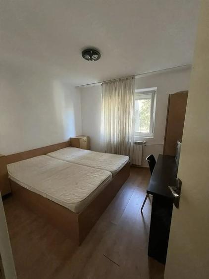 ofer spre inchiriere apartament 2 camere.,zona Bulevardul Revolutiei, etaj 1 - 7