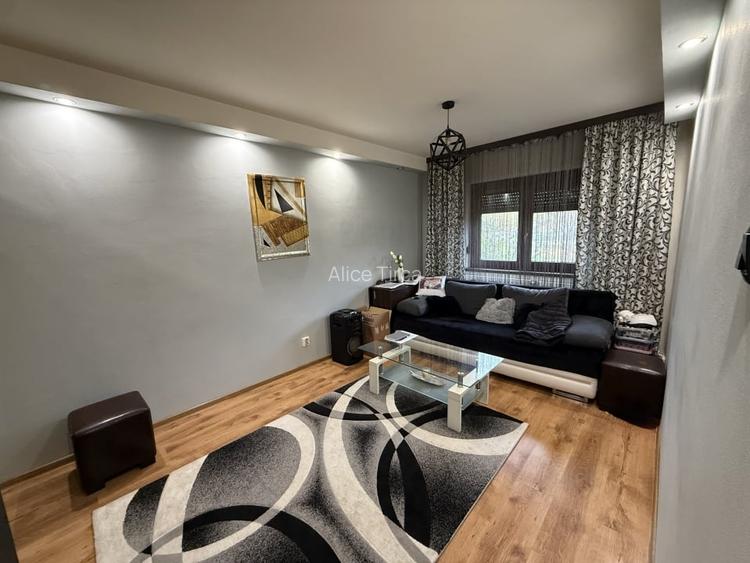 Apartament 3 camere, decomandat, 66.8 mp, Craiovita Noua, zona Niela