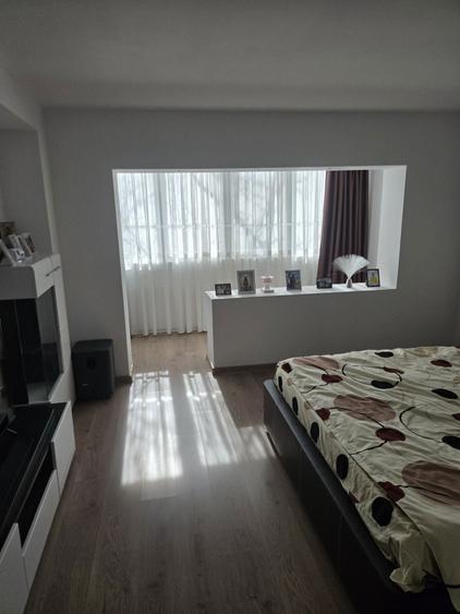 Vand apartament 3 camere - 7