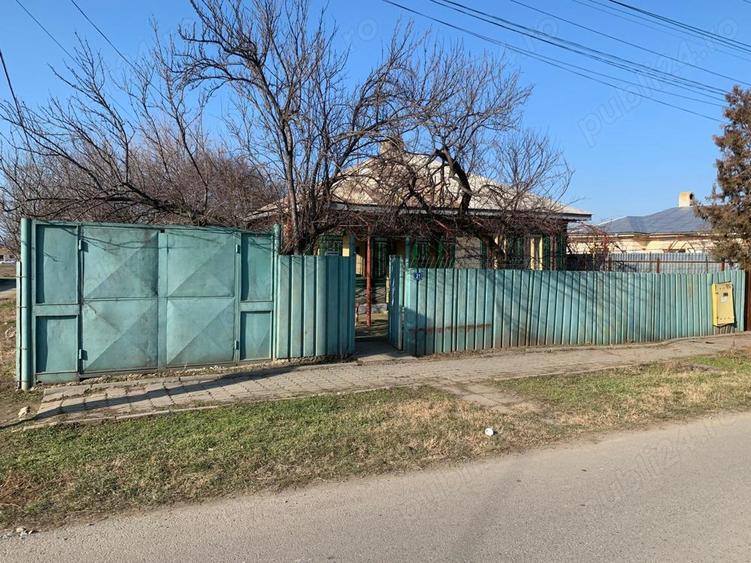 Casa cu poten?ial comercial in Grindu, jude?ul Ialomi?a - 18000 Euro - 4