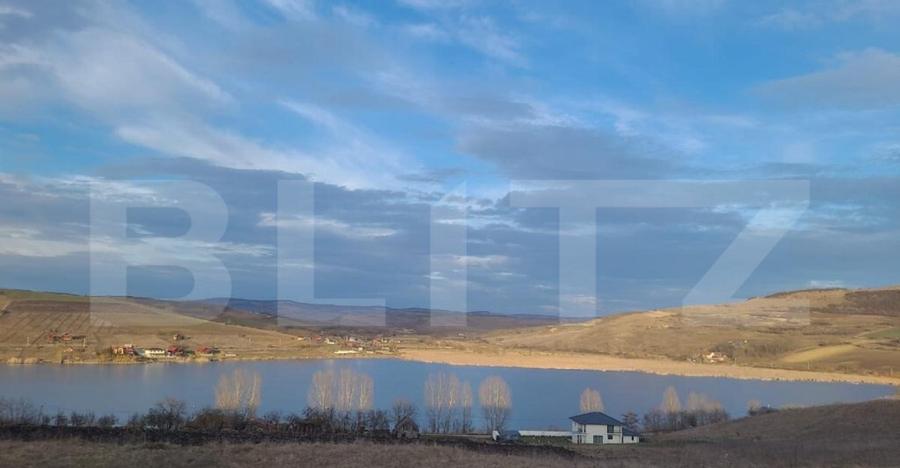 Casa de vacanta cu priveliste catre lac, 213 mp utili, 3500 - 3