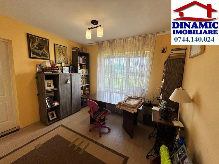 Casa+6338mp teren, sat Izvoare, 149 900 EURO - 3