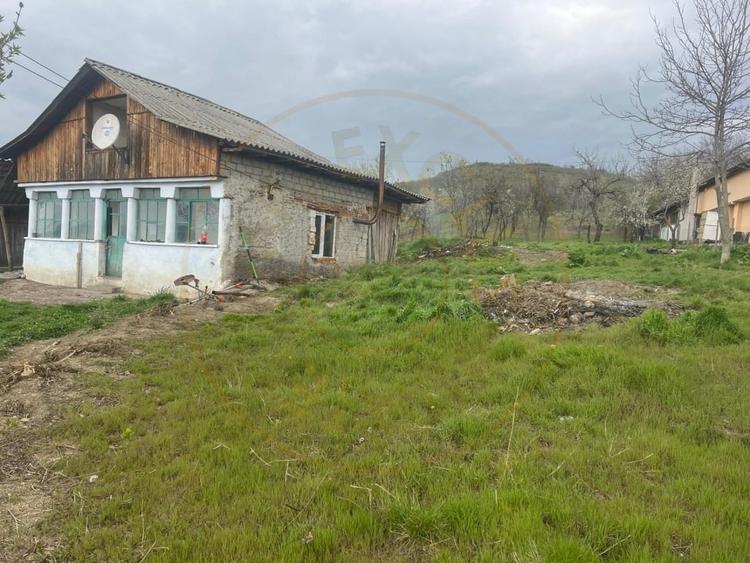 Teren intravilan 2.200 mp cu constructie existenta –Calinesti- Vranesti-Arges! - 5