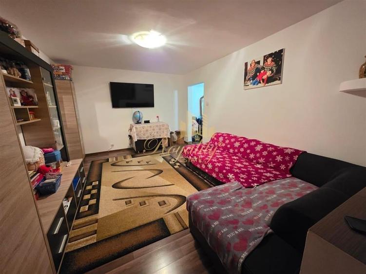 Apartament 2 camere, Etaj 3, CENTRALA PROPRIE, clima- Zona Dambovita - 9