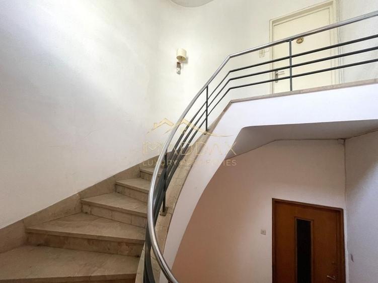 4 rooms ***203 SQM useful*** / 38 SQM terrace + garage / Primaverii - 36