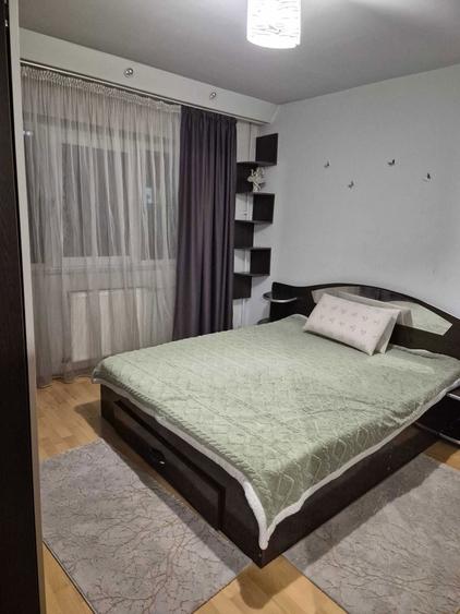 Proprietar inchiriez apartament 3 camere,mobilat,70 mp, zona Basarabia - 4