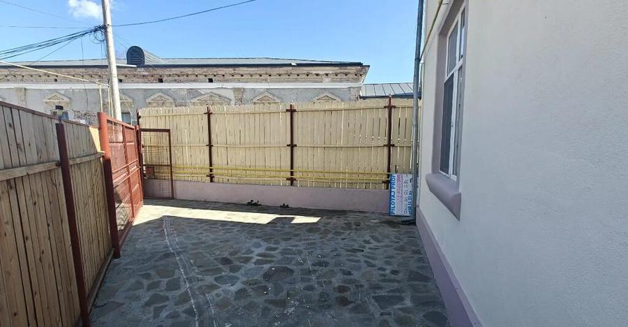 Casa / Spatiu comercial ~ zona ISJ Buzau ~ 160mp ~ Pret: 110.000 - 16