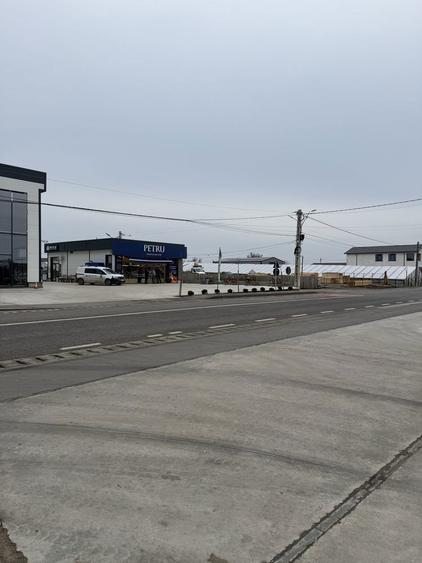 Cladire comerciala P+1 , deschidere DJ251 , exact in intersectie - 8