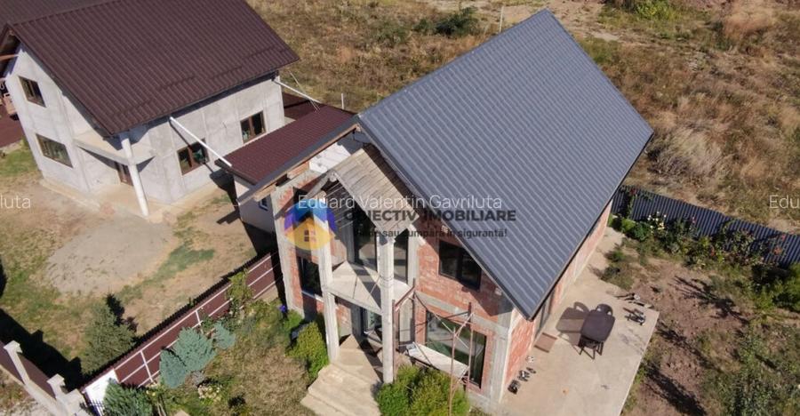 Casa de vanzare Piatra Neam? cu view spre munte Casa de vanzare Piatra Neam? cu view spre munte