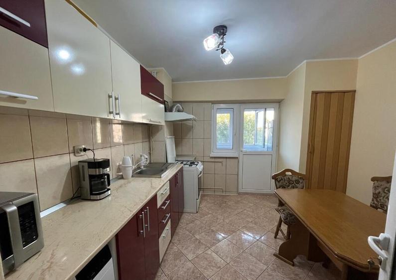 Apartament cu 2 camere in Micro 20 - 4