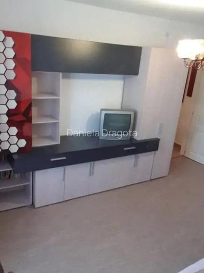 Apartament, 2 camere decomandate, zona Centrul Civic. Apartament, 2 camere decomandate, zona Centrul Civic.
