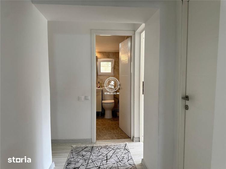 Casă cu 3 camere cu Teren 1318 Mp în Holboca