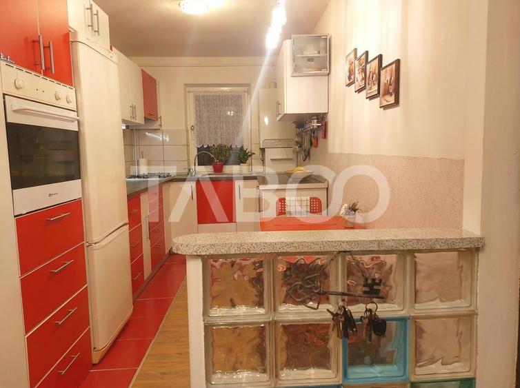 Apartament 55 mpu mobilat utilat 3 camere 2 balcoane pivnita Cisnadie - 6