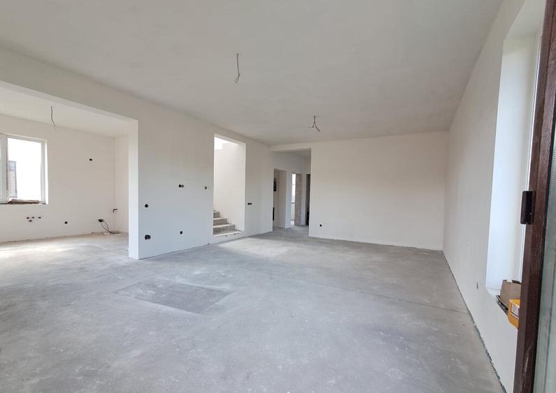 Casa individuala 5 cam P+E, sup.utila 152 mp, teren 601 mp Apahida - 23