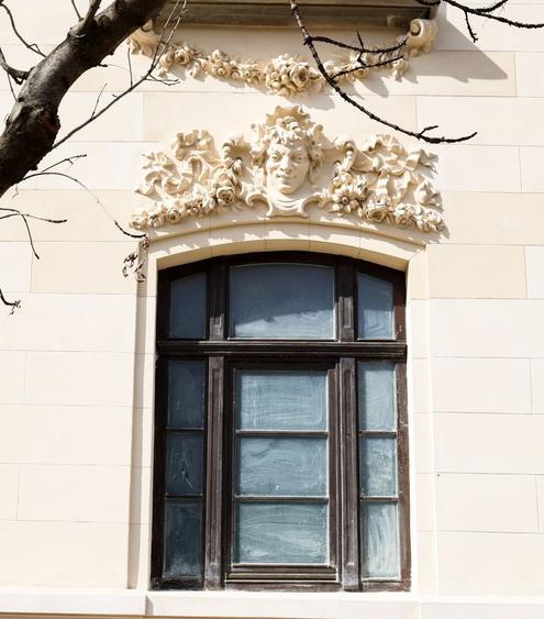 O BIJUTERIE ARHITECTURALA IN CENTRUL BUCURESTIULUI - 11