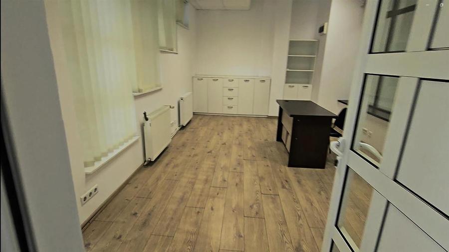 Spatiu de Birouri 180 mp Suceava Zona Metro De Vanzare - 7