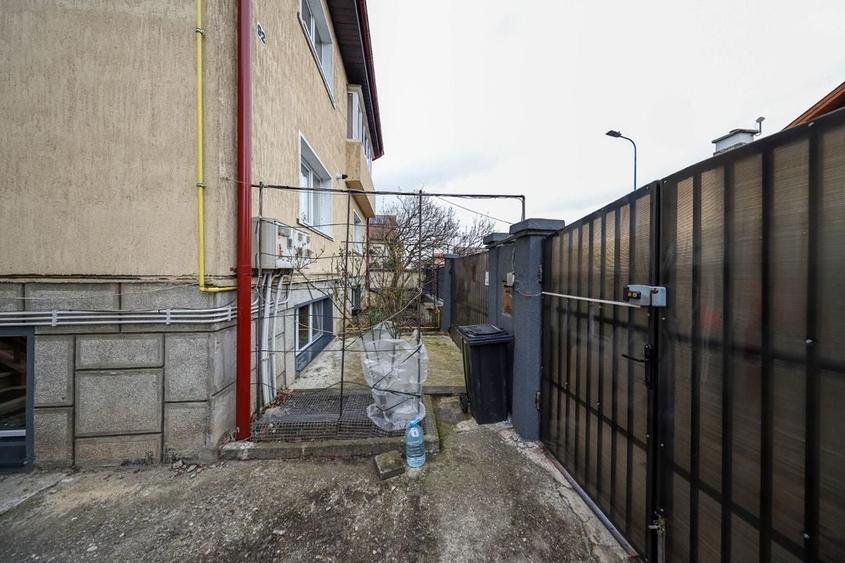 Apartament cu 3 camere la casa | Curte 130 mp | Zona Grivitei strada Vulcan - 25