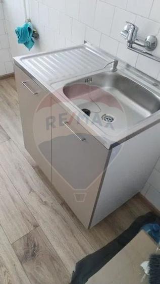 Apartament cu 2 camere de inchiriat in zona Craiovita Noua - 6