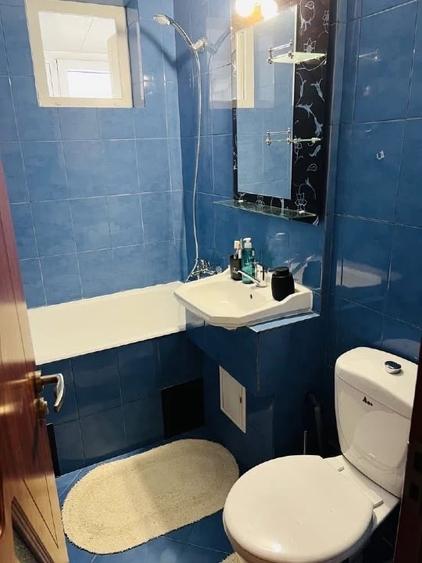 De vânzare apartament cu 2 camere decomandat etaj 4/4 - 8