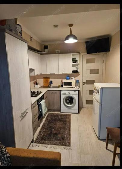 Garsoniera in zona Facultatii SNSPA - 2