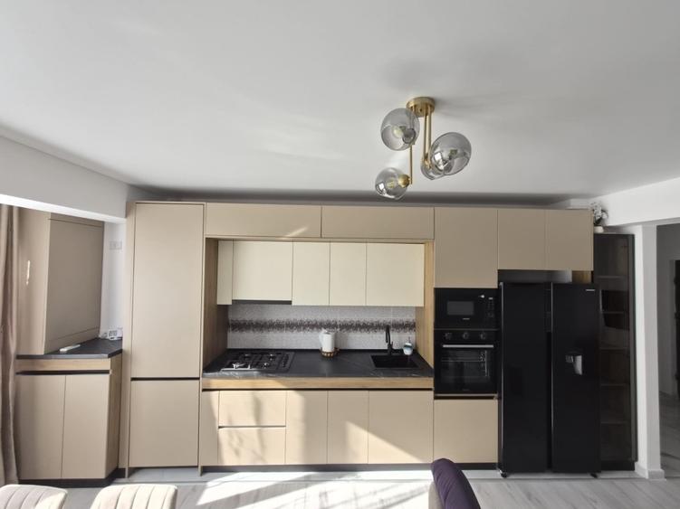 Apartament 3 camere, 78mp, Grand Arena , Sector 4, Bloc 2025 - 12