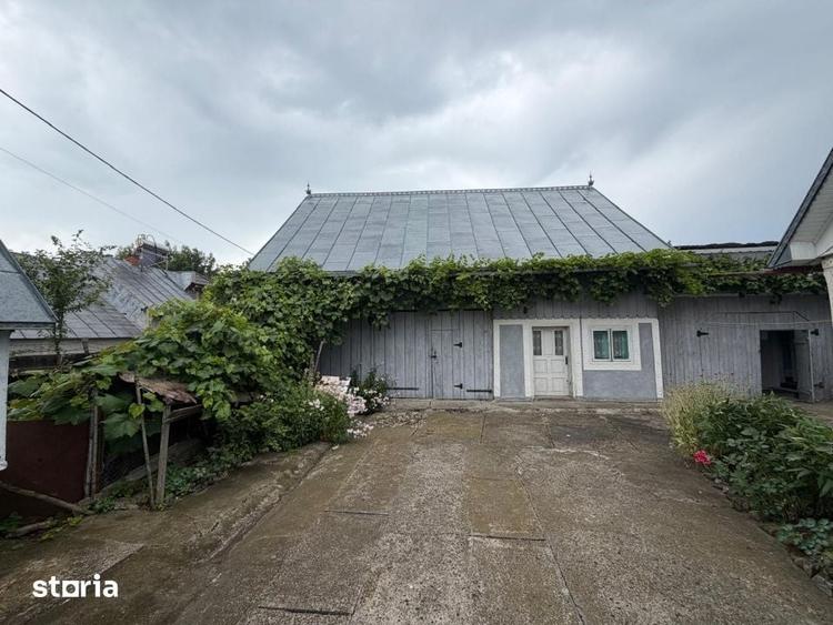 Casă cu 2 camere cu Teren 2100 Mp în Bălcăuți