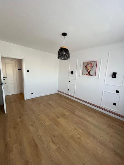 Apartament cu 2 camere decomandat în Mărăști