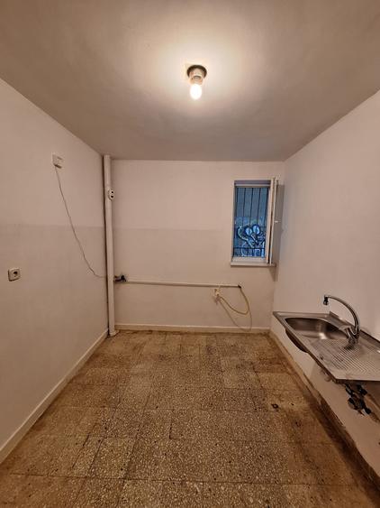 Drumul Taberei 34 - Metrou Tudor Vladimirescu, bloc reabilitat, decomandat,51 mp - 3